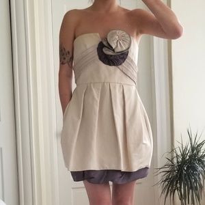 Cocktail Strapless Tan / Nude Flower Mini Dress